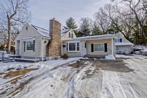647 Plumtree Rd, Springfield, MA, 01118-1637 | Card Image