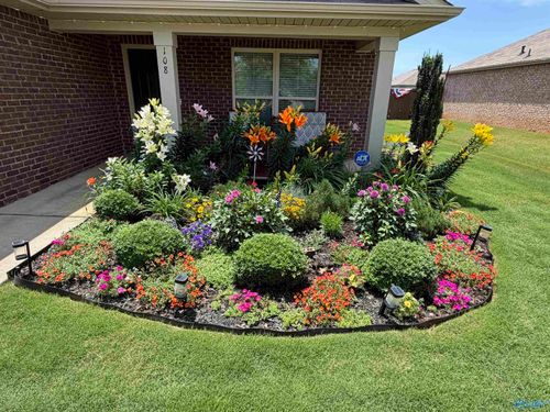 108 Tobin Ln, Hazel Green, AL, 35750-5003 | Card Image
