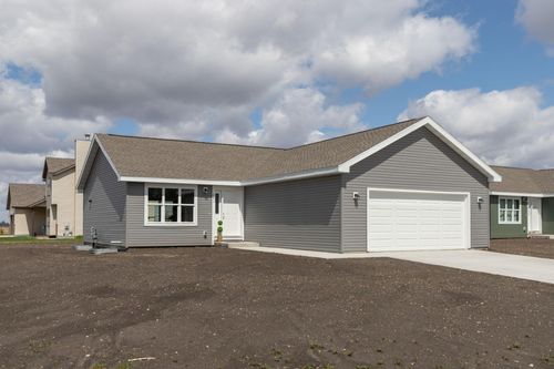 231 Julia St, Claremont, MN, 55924-4702 | Card Image