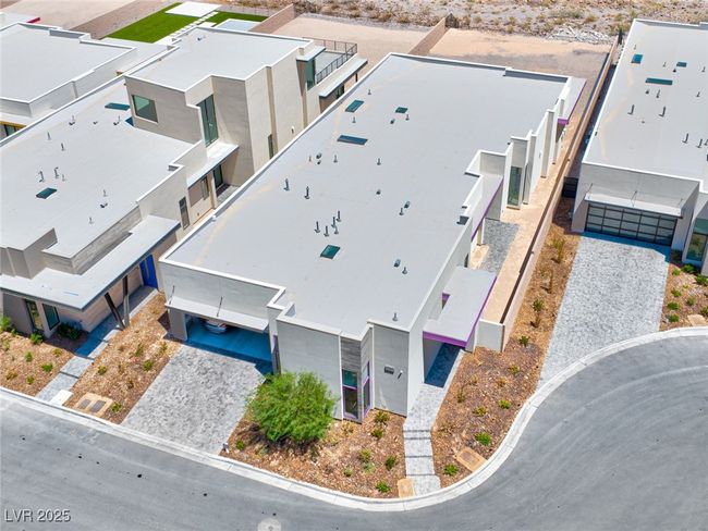 Aerial view featuring a residential view | Image 20