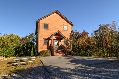 766 Park Vista Way, Gatlinburg, TN, 37738 | Card Image