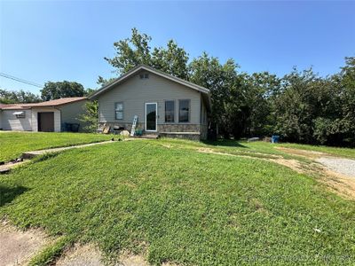 718 W Madison Avenue, House other with 3 bedrooms, 2 bathrooms and null parking in McAlester OK | Image 1