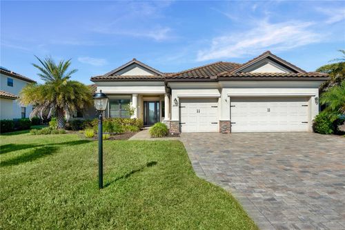 17045 Polo Trl, Lakewood Ranch, FL, 34211-1717 | Card Image