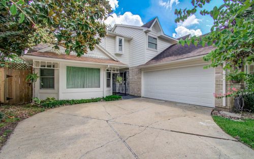3223 S Briar Knoll Dr, Houston, TX, 77082-3647 | Card Image