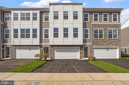140 Ada Hightower Avenue, PENNINGTON, NJ, 08534 | Card Image