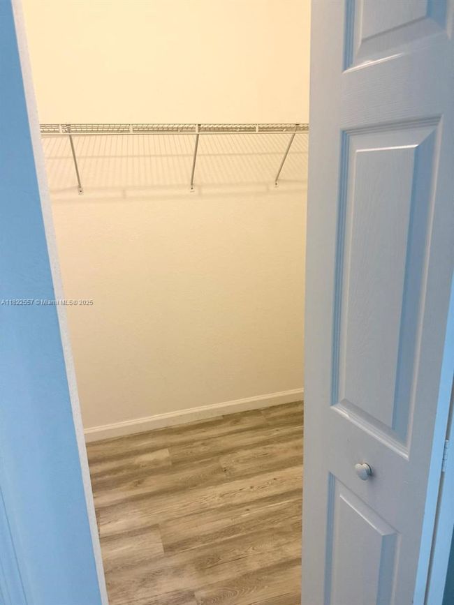 APT-213 - 8900 Nw 97 Th Ave, Condo with 3 bedrooms, 3 bathrooms and null parking in Medley FL | Image 25