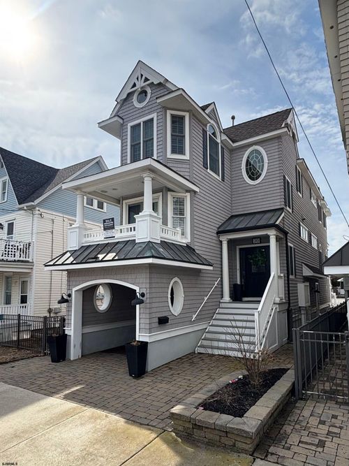 20 W 10th St, Ocean City, NJ, 08226-3422 | Card Image