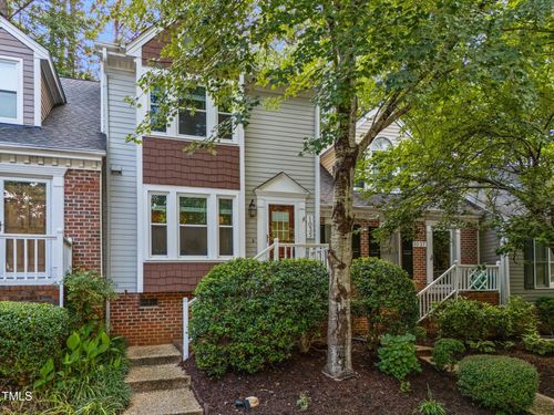 1035 High Lake Ct, Raleigh, NC, 27606-8064 | Card Image