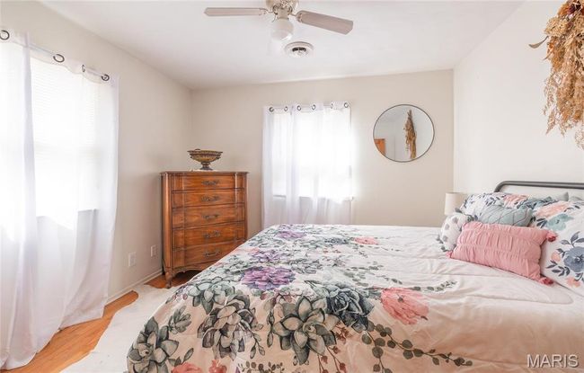 24265 Vinyard Rd, House other with 3 bedrooms, 2 bathrooms and 2 parking in Cuba MO | Image 16