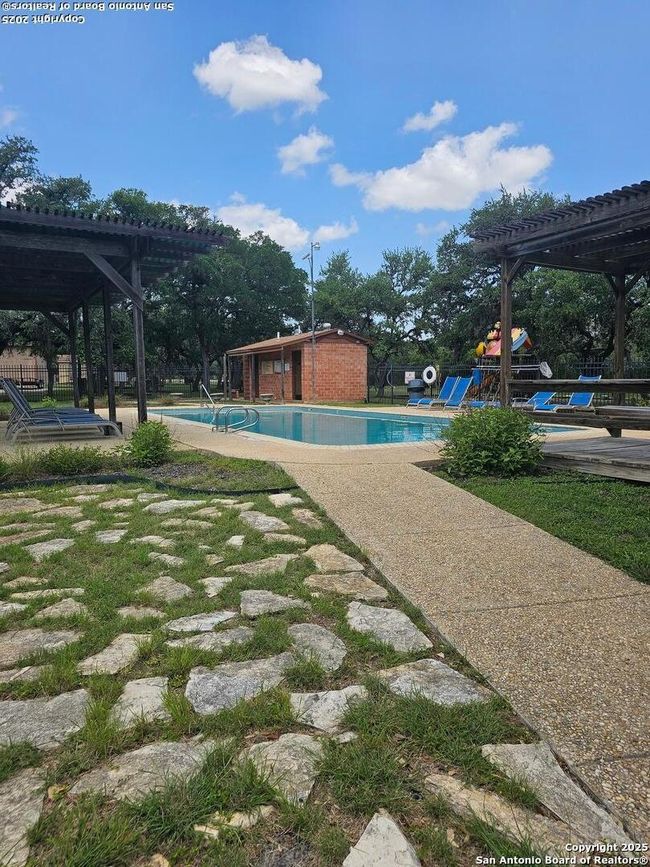 5250 Spring Branch Rd, House other with 4 bedrooms, 3 bathrooms and null parking in Spring Branch TX | Image 6