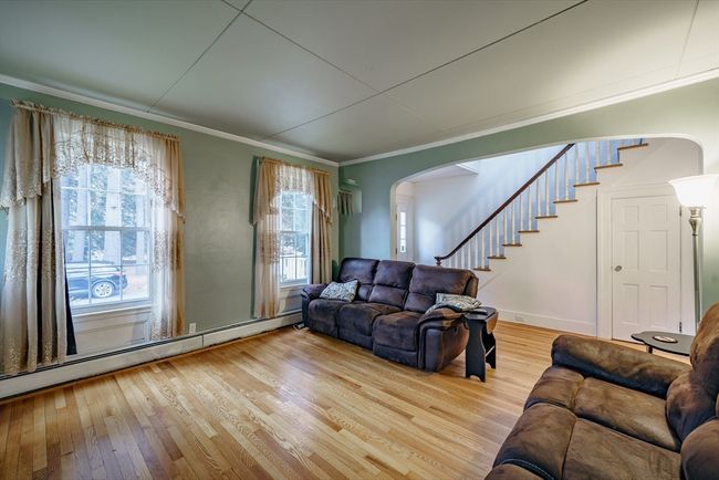 8 Wright St, House other with 4 bedrooms, 2 bathrooms and 2 parking in Easthampton MA | Image 6