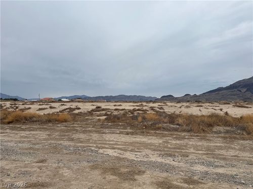 5560 N Linda St, Pahrump, NV, 89060 | Card Image