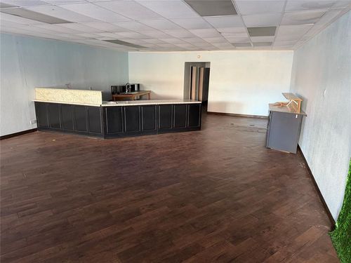 106 E Main St, Sayre, OK, 73662-2914 | Card Image