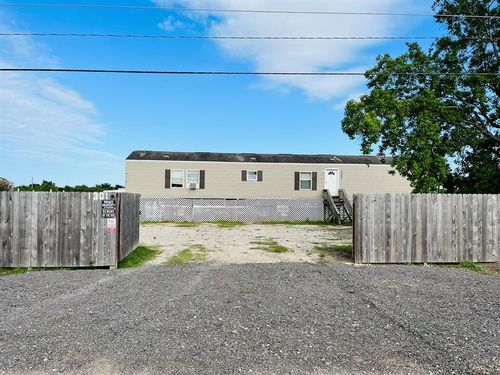 1301 24th St, San Leon, TX, 77539-9758 | Card Image