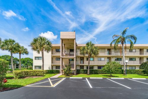 102-5550 Witney Dr, Delray Beach, FL, 33484-4040 | Card Image