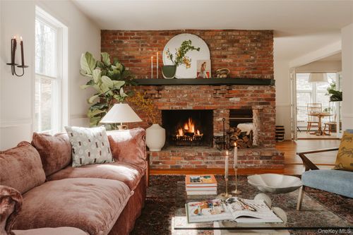 58 Delano Dr, Rhinebeck, NY, 12572-2611 | Card Image