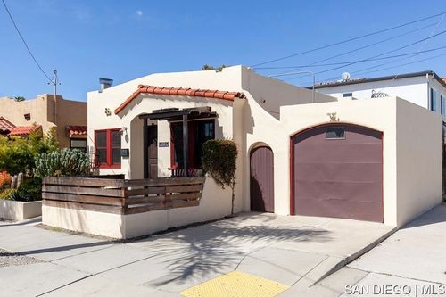 2864 Monroe Ave, San Diego, CA, 92116-1044 | Card Image