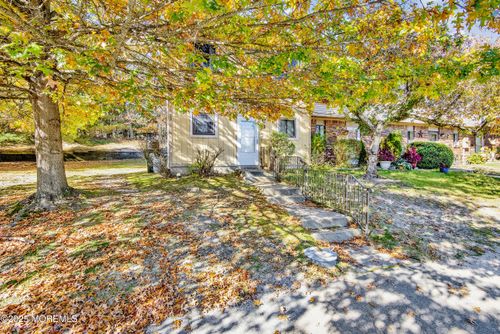 13 Alec Dr, Howell, NJ, 07731-2082 | Card Image