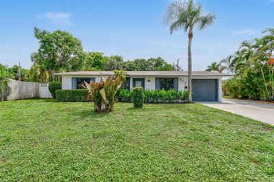 973 Laurel Road, House other with 4 bedrooms, 2 bathrooms and null parking in North Palm Beach FL | Image 3