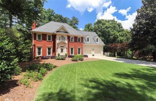 130 Winterthur Ct, Fayetteville, GA, 30214-1362 | Card Image