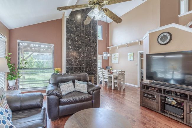 3852 Suffolk Ln, House other with 3 bedrooms, 3 bathrooms and null parking in Plano TX | Image 4