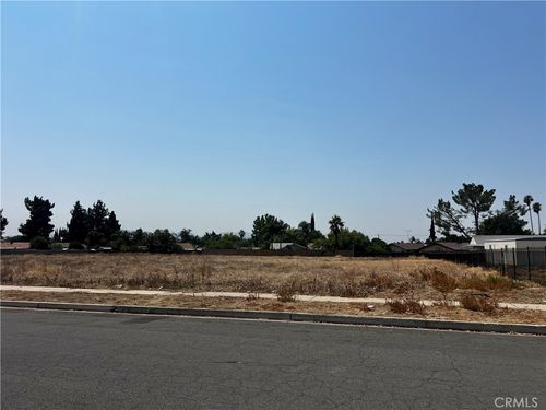 0 E Victoria St, Rialto, CA, 92376 | Card Image