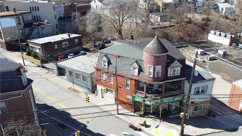 300 Shiloh St, Mt Washington, PA, 15211-1626 | Card Image