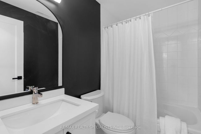 441 Mariners Way, Condo with 3 bedrooms, 2 bathrooms and 2 parking in Collingwood ON | Image 20