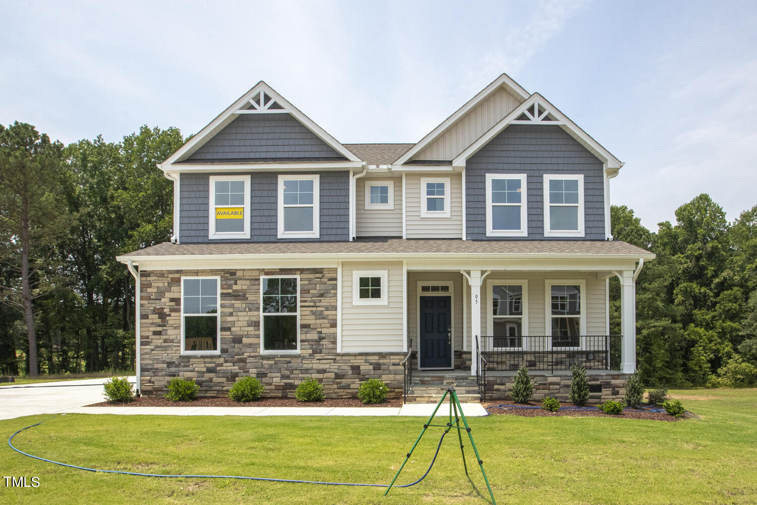 Quail Point Cir, Clayton, NC 27520