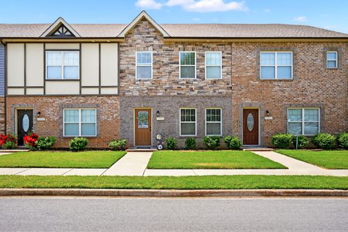 126 Turn Row Dr, Clarksville, TN, 37043-6338 | Card Image