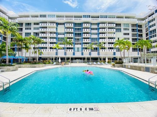 905-800 West Ave, Miami Beach, FL, 33139-5584 | Card Image