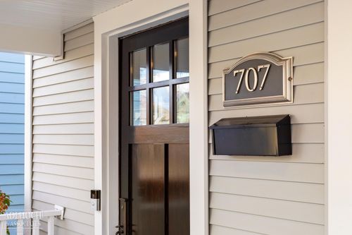 707 Wallace St, Birmingham, MI, 48009-3746 | Card Image