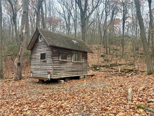 150 Maple Rd, Acme, PA, 15610-1340 | Card Image