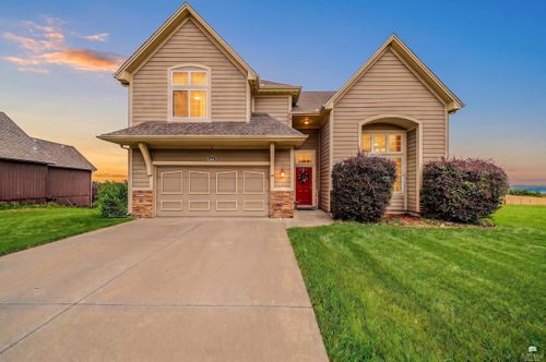 2608 Brooke Bnd, Junction City, KS, 66441-1437 | Card Image