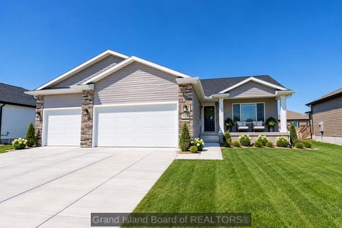 1424 Sagewood Ave, Grand Island, NE, 68803 | Card Image