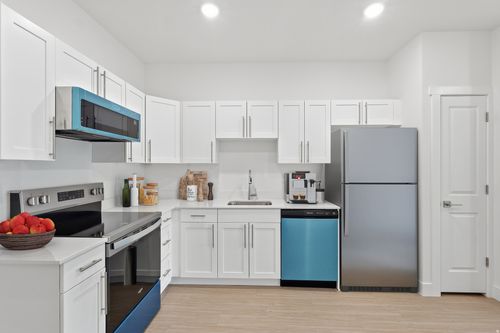 216-2085 N Main St, Sunset, UT, 84015-3268 | Card Image