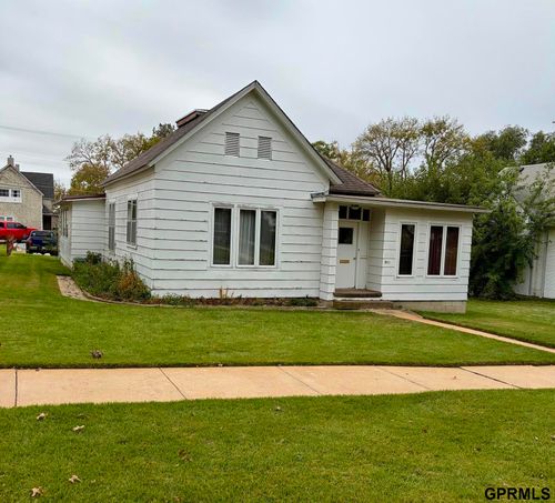 916 7th Street, Fairbury, NE, 68352 | Card Image