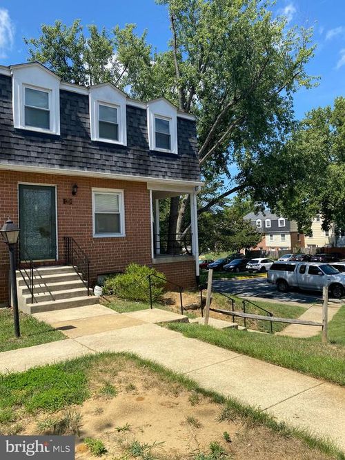 32-63 Watkins Park Dr, UPPER MARLBORO, MD, 20774-1627 | Card Image