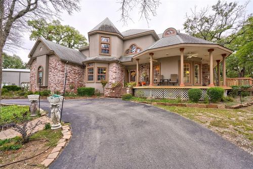 1303 W Farrall, Shawnee, OK, 74801-8283 | Card Image