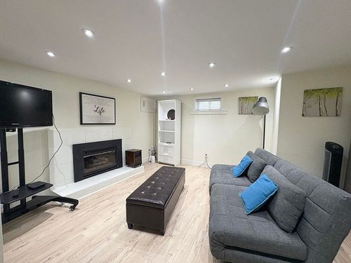 13220 16 Ave, Surrey, BC, V4A1P3 | Card Image