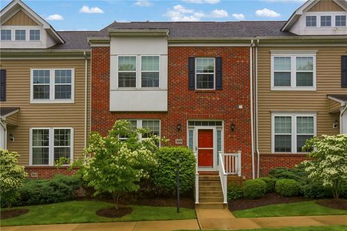 309 Trafalgar Sq, Cranberry Twp, PA, 16066-7473 | Card Image