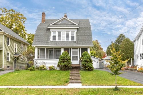 135 Plymouth Dr, Syracuse, NY, 13206-2338 | Card Image
