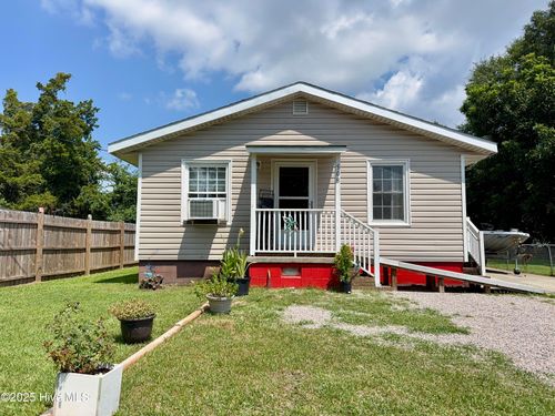 508 Ray St, Elizabeth City, NC, 27909-5152 | Card Image