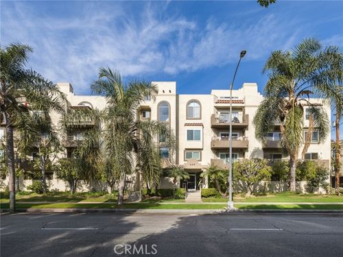 204-445 W 6th St, Long Beach, CA, 90802-1306 | Card Image