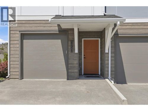 121-1701 Foxtail Dr, Kamloops, BC, V1S0E9 | Card Image
