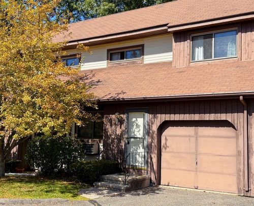 apt-e-649 Middle Tpke E, Manchester, CT, 06040-3740 | Card Image