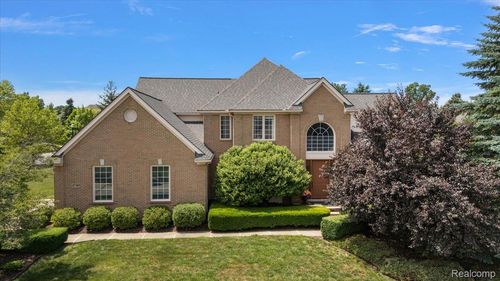 17395 Willow Ridge Drive, Northville, MI, 48168 | Card Image