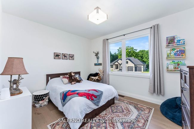 10 Jean Miller Crt, House other with 5 bedrooms, 4 bathrooms and 6 parking in Minesing ON | Image 25