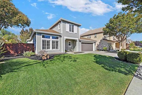 6257 6257 Honeysuckle Dr, Newark, CA, 94560 | Card Image