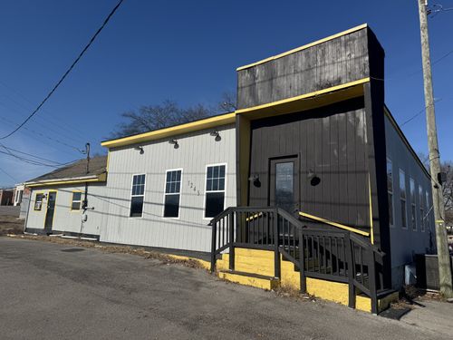 1243 S Dickerson Rd, Goodlettsville, TN, 37072-2821 | Card Image